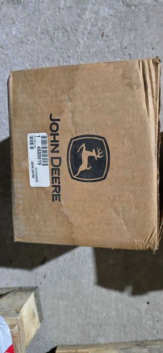 Bucse si Semeringuri Hitachi si John Deere
