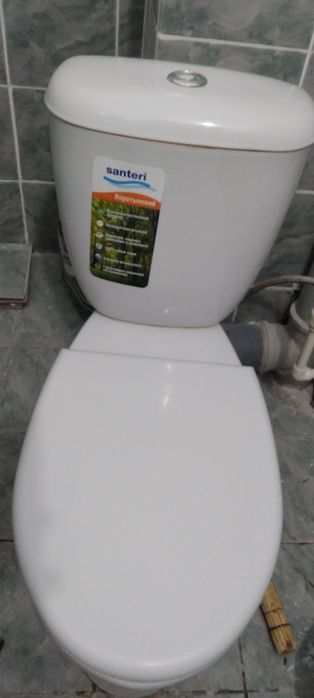 Продам Б/у Унитаз