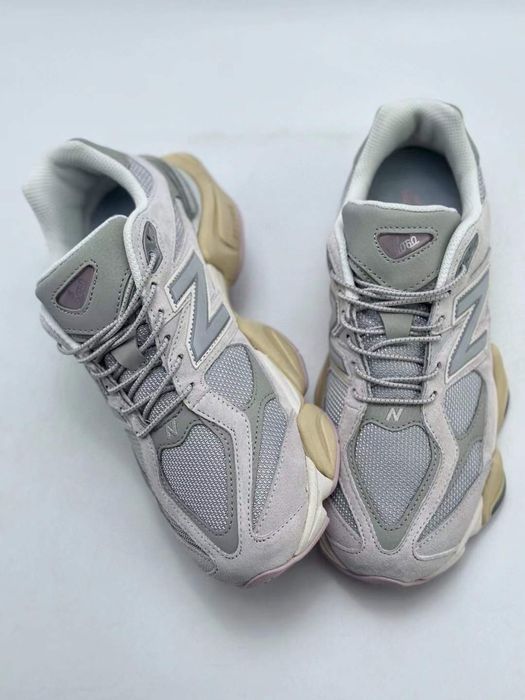 Нови дамски маратонки New Balance 9060 grey matter