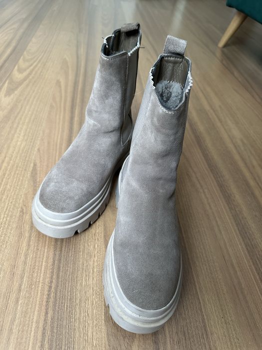 Продам зимние сапоги