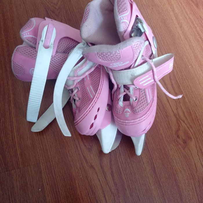 Продам детские коньки