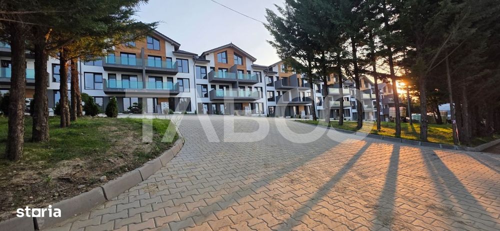 Apartamente cu curte - perfect: camin in inima naturii sau investitie