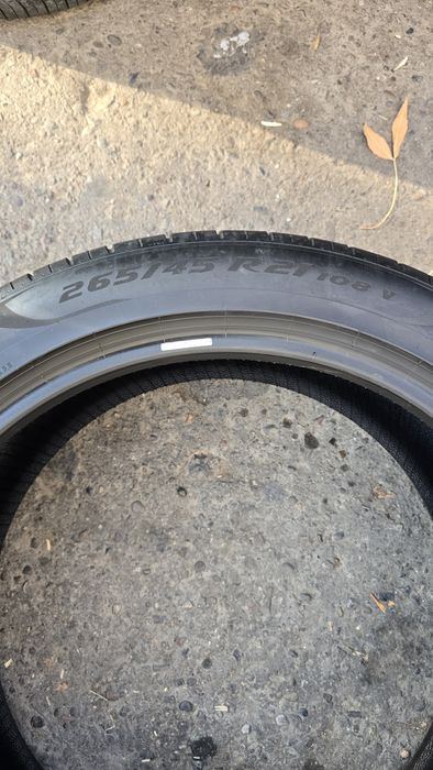 265/45/R21 pirelli