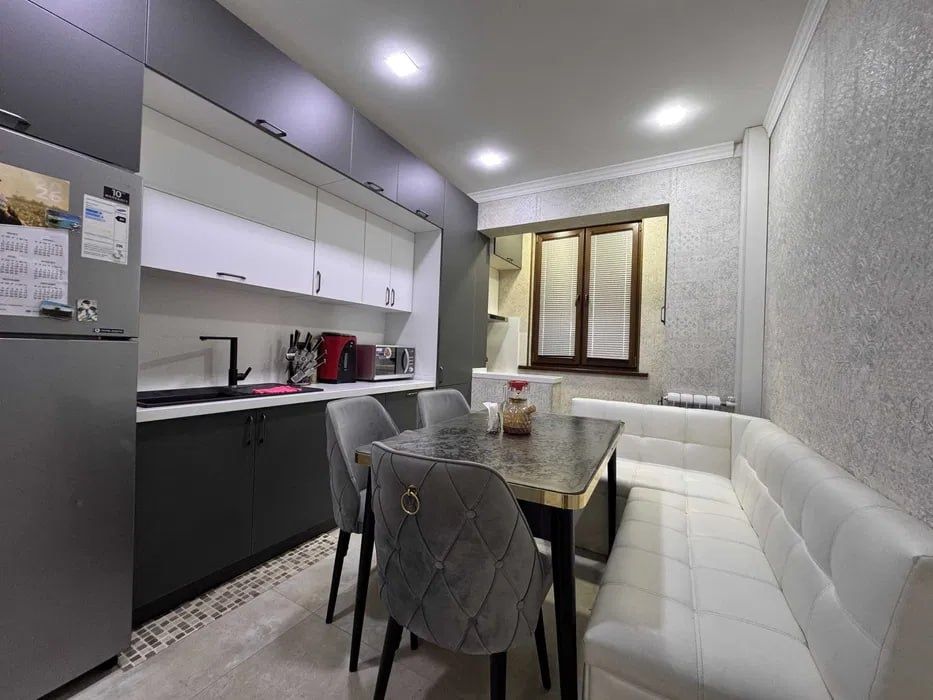 Продается Kвартира на Ойбеке 4/6/9