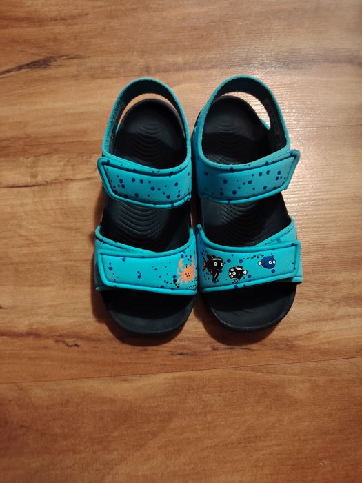 Adidas детски сандали номер 27