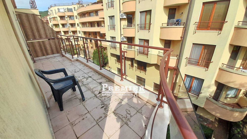 Продава се Двустаен апартамент в Свети Влас - 67 кв.м за 956 €/кв.м - Снимка #3