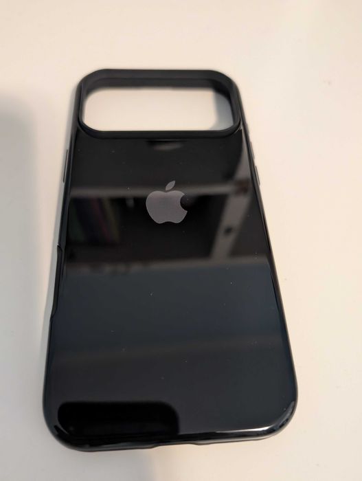 Husa antisoc Iphone 17 Pro Max Unicat