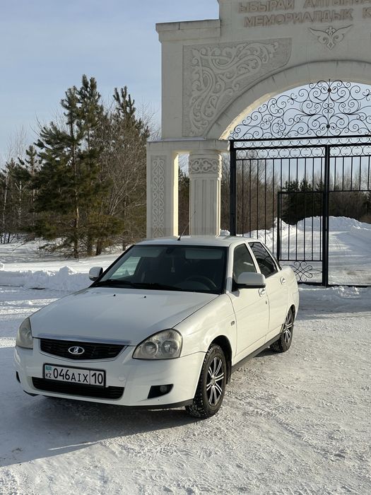 Lada Priora 2012 год