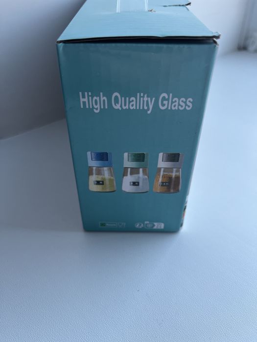 Набор кухонных солонок