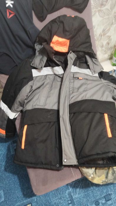 Продам спецодежду