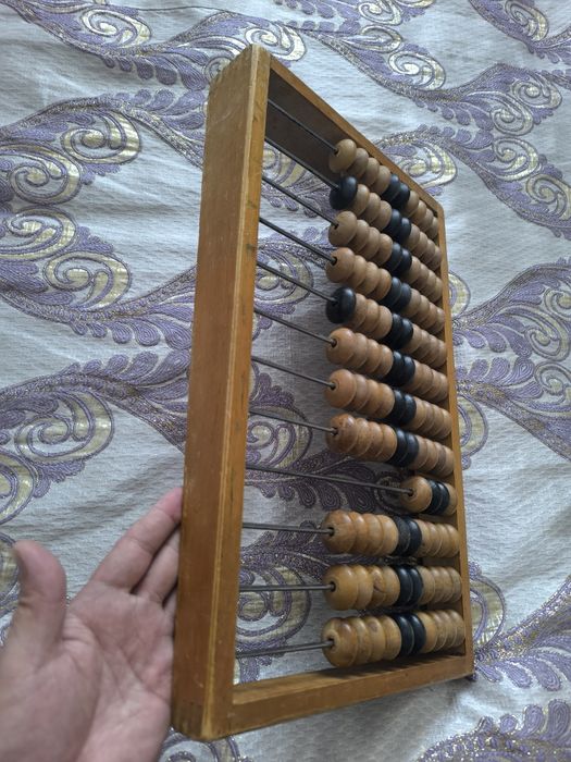 Продам отличные деревянные счетв