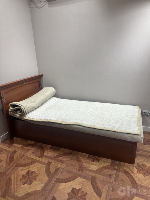 продается кровать