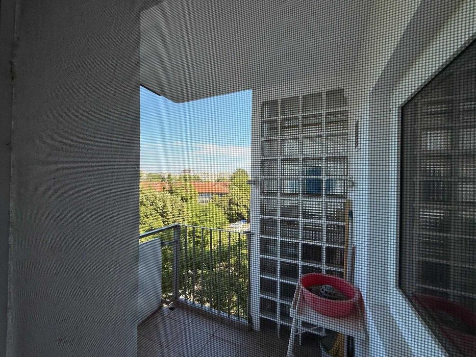 Direct Proprietar Închiriez garsonieră cartier Tineretului decomandată confort I Metrou - Parc - Piata Norilor