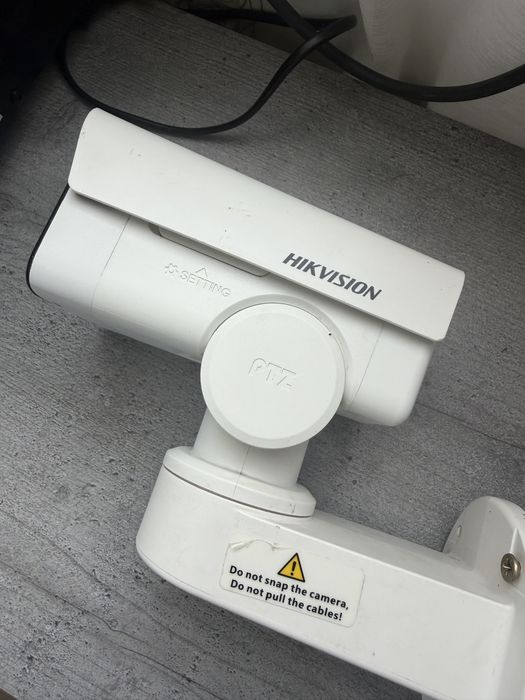 Camera supraveghere Hikvision 4mp