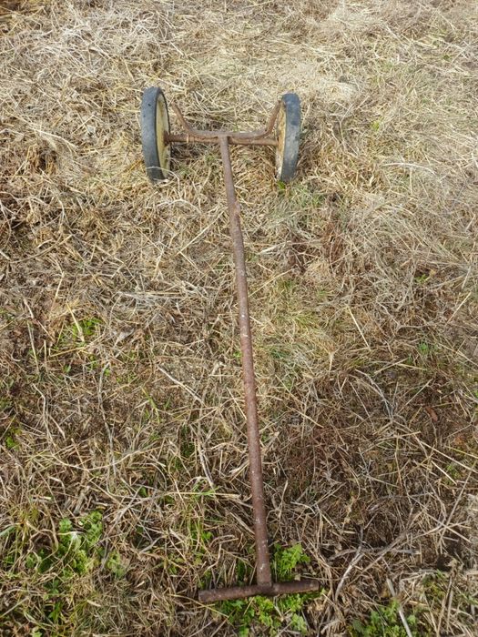 Тачка для перевозки фляг с водой