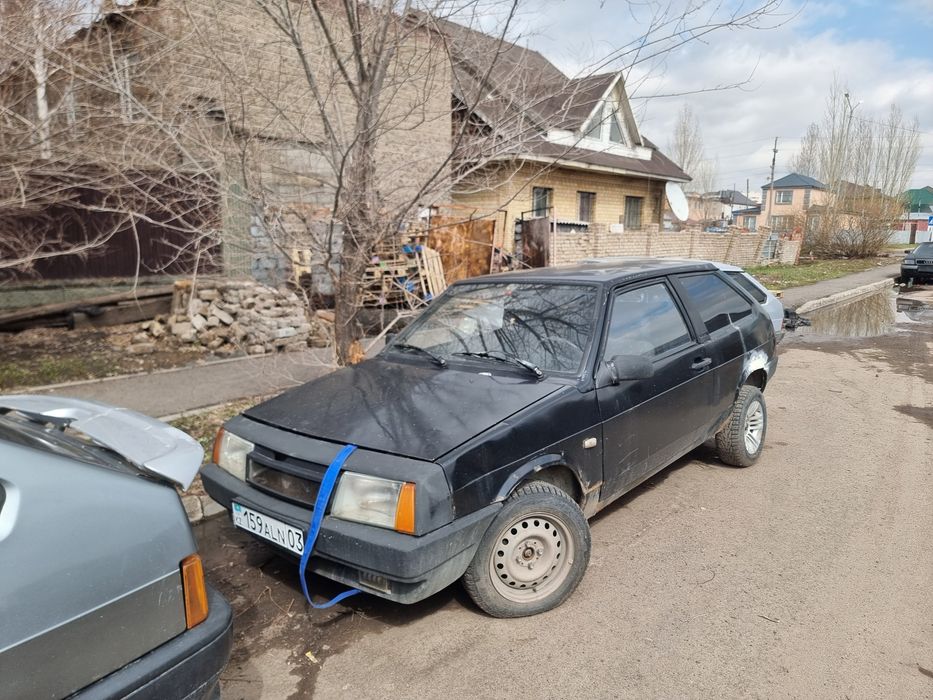 Автомобиль ваз 2108