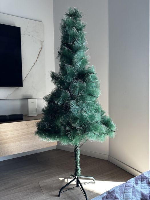 Изкуствена елха 145 см.