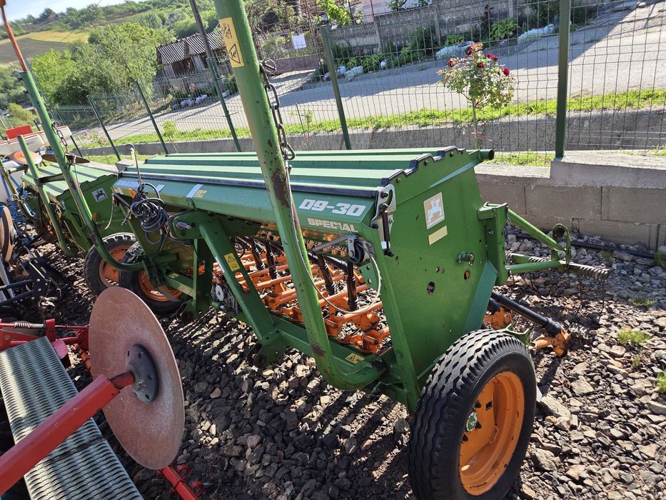 Semanatoare Paioase Amazone D9-30 Special