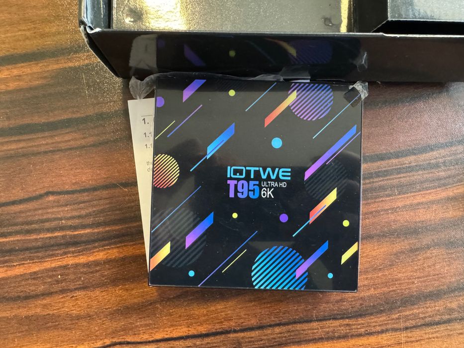 Android TV BOX 4GB RAM/64 GB ROM
4X CPU Cortex-A53 GPU Mali - G31 MP2