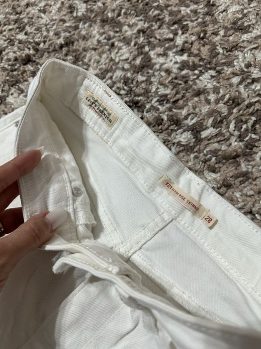 Blugi talie inalta alba Levis marimea S/M