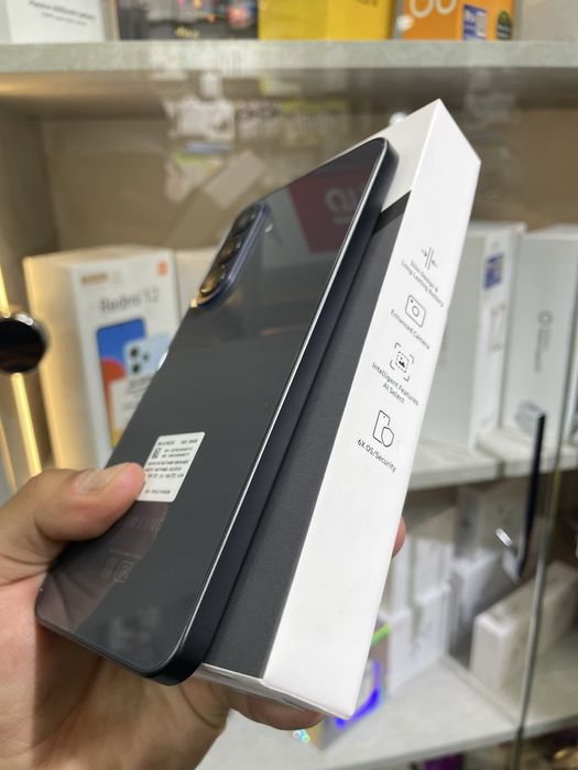 Samsung A37 5g 8/256 gb yengiii