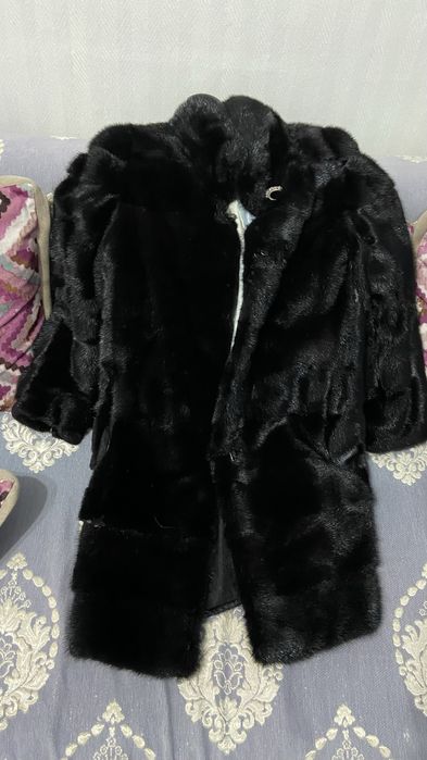 Продаю  норковую шубу