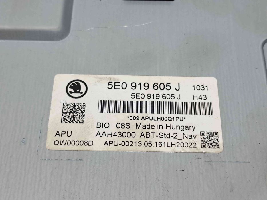 Radio CD cu navigatie Skoda Octavia 3 Combi (5E5) [Fabr 2012-prezent]