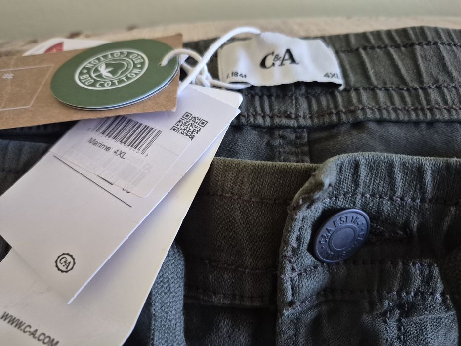 Tricou Polo si Pantaloni CA