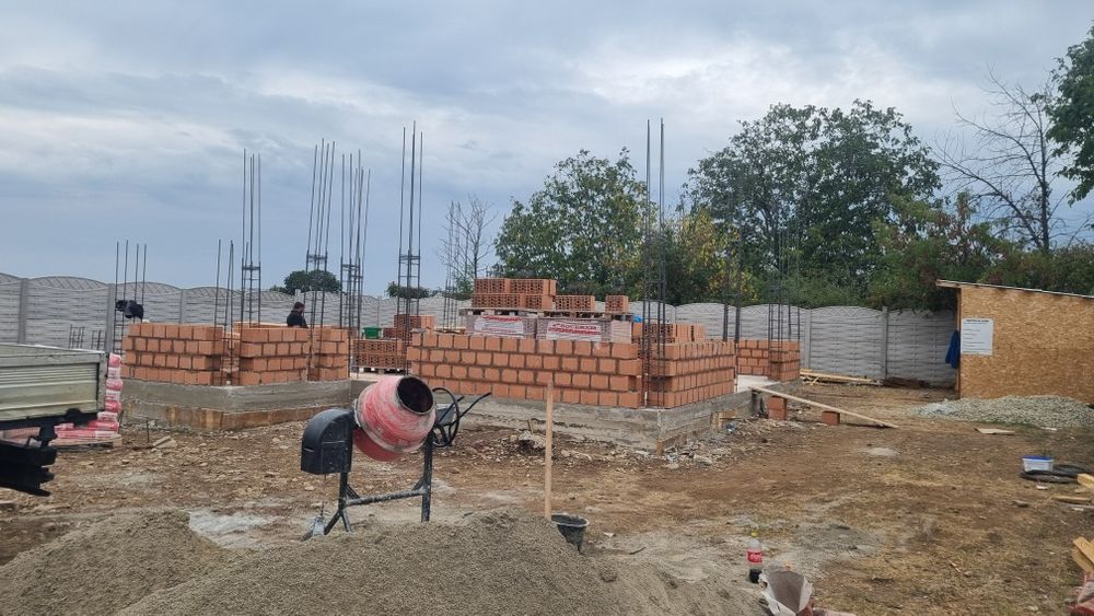 Echipă construcții  Câmpina PH