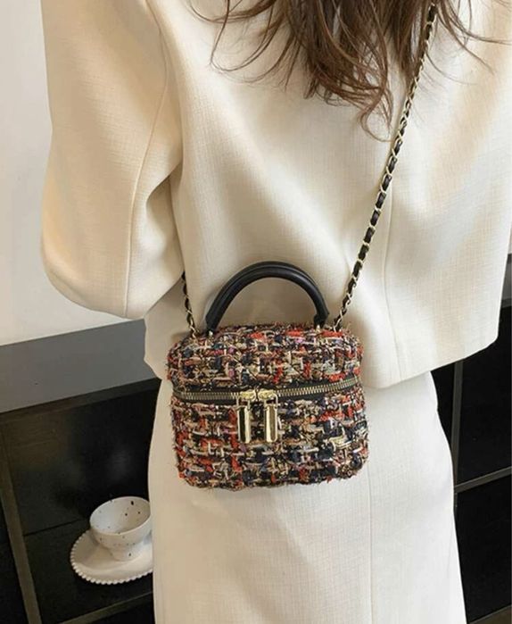 Дамска чанта НОВА