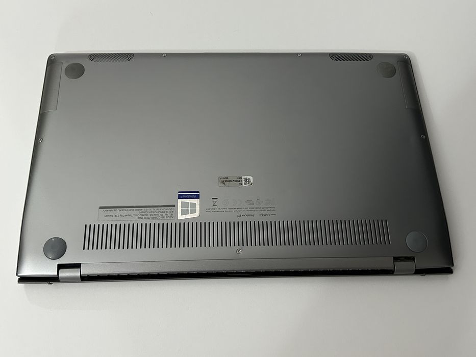 Asus zenbook 14, uşor şi compact - AMD Ryzen 7, GeForce MX350