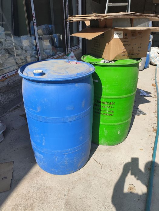 Бочка 200литрлик пластмасса