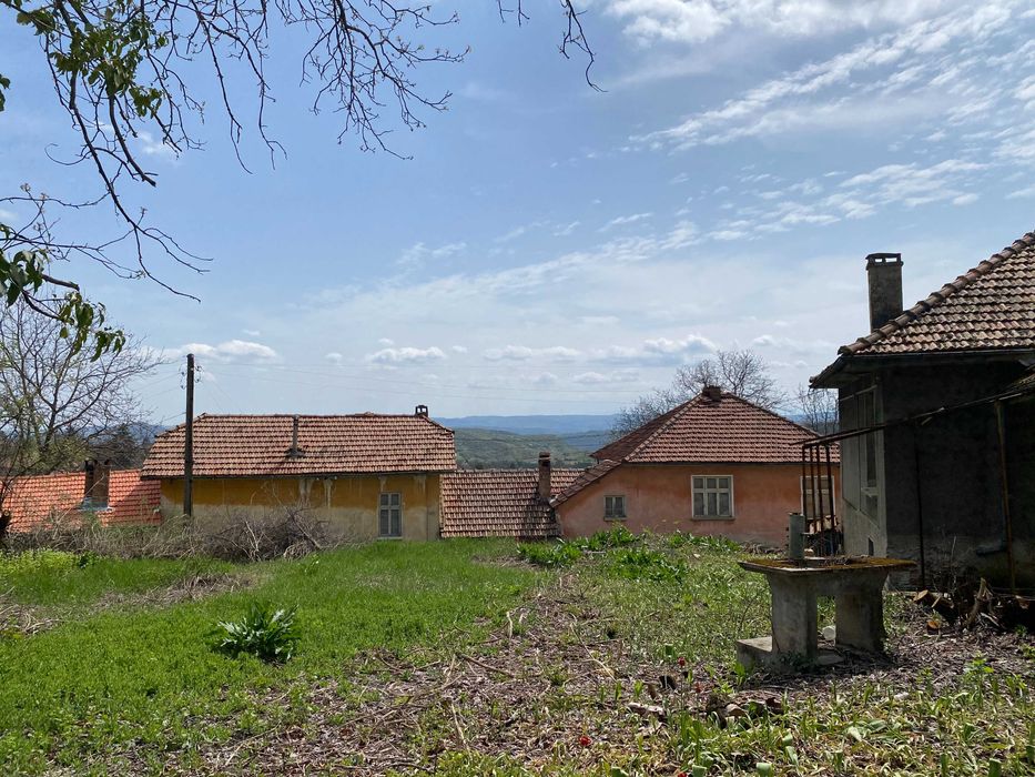 Къща в село Крамолин