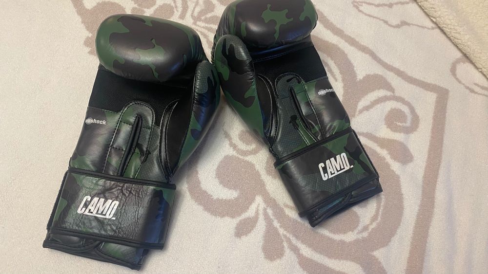 Боксови ръкавици LEONE 14 OZ