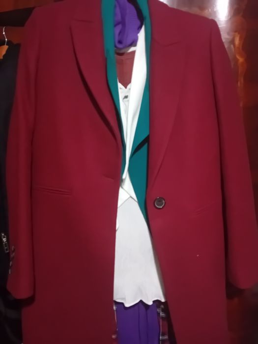 Palton Zara Rosu