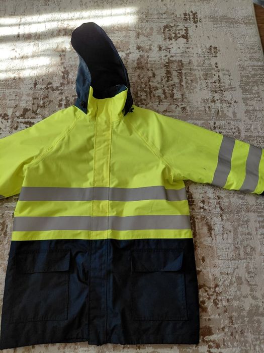 Продам куртку рабочию