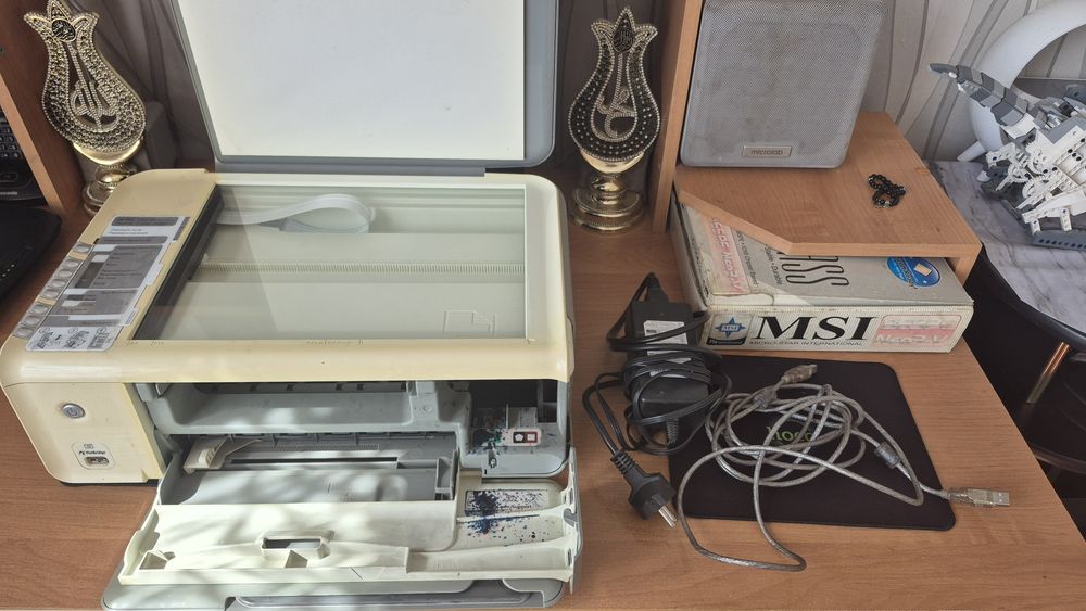Продам принтер,сканнер HP PSC 1513