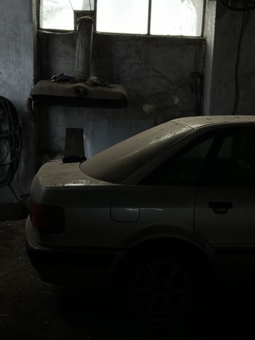 Продам Ауди В4 1994