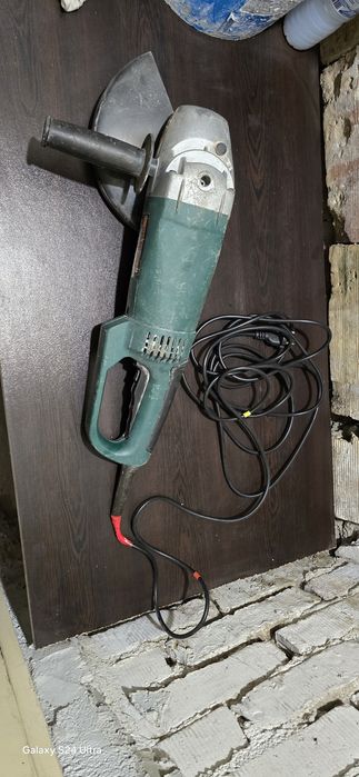 Ъглошлайф голям MWS 2000