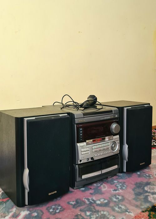 Музыкальный центр AIWA