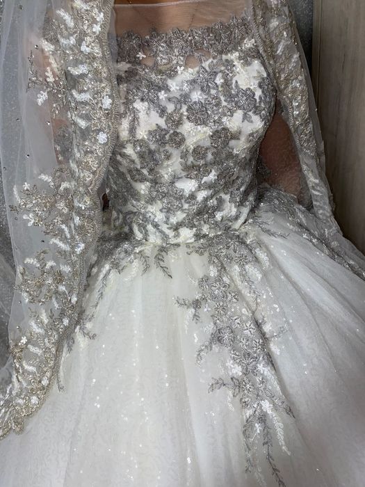 Kelin kuylaklar sotiladibarzon narxda srochna pul kere