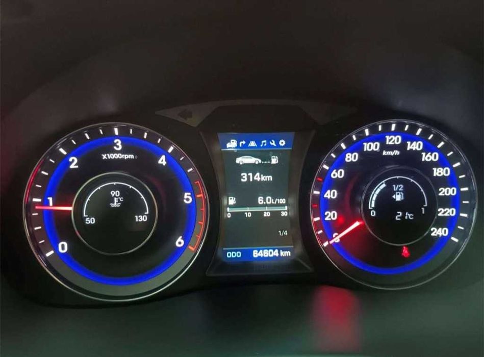 Hyundai i40 НА ЧАСТИ