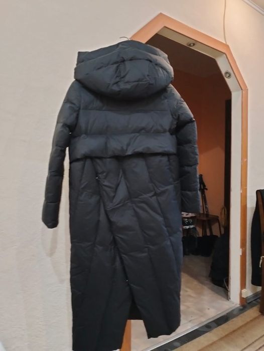 Зимний пуховик женский