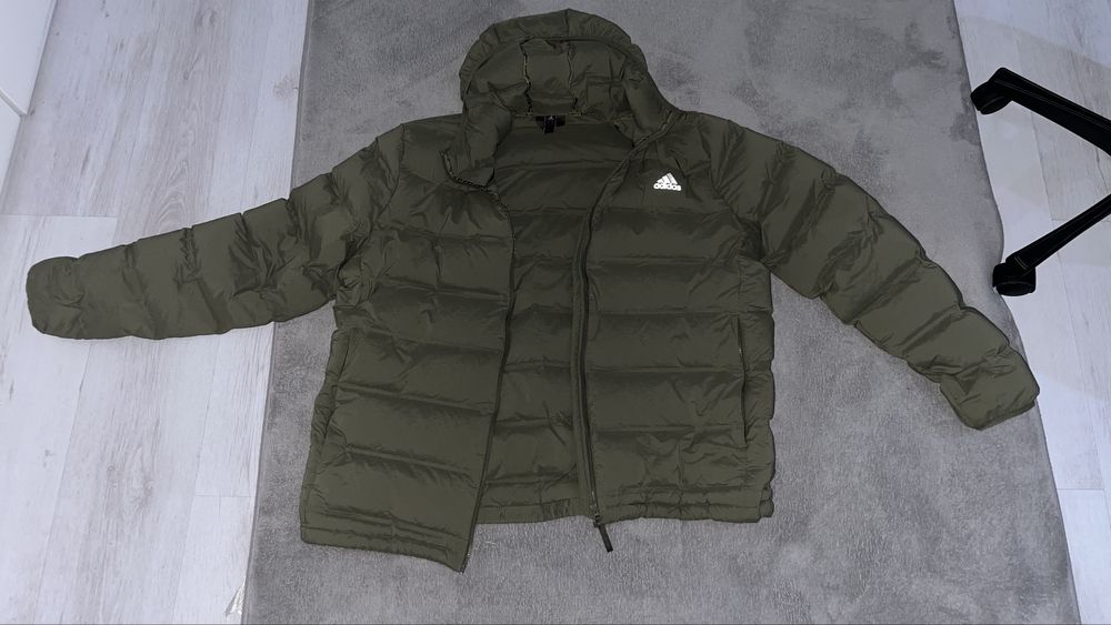 Зимно яке adidas с гъши пух