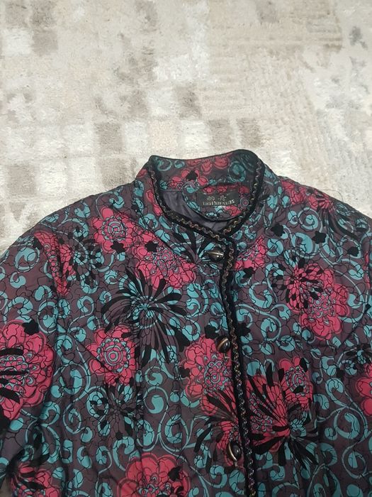 Продам  куртку!!