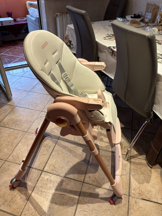 Scaun de masa 2 in 1 Peg Perego Prima Pappa