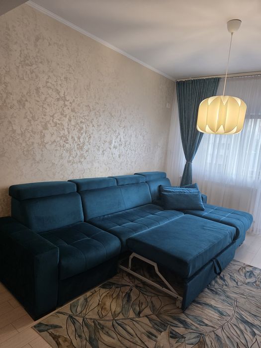 Coltar extensibil cu ladă de depozitare
