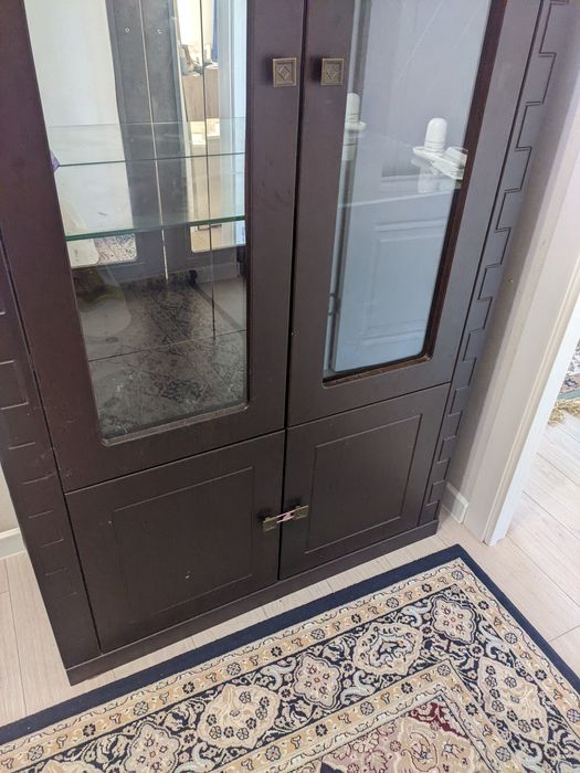 Срочно продается шифоньер