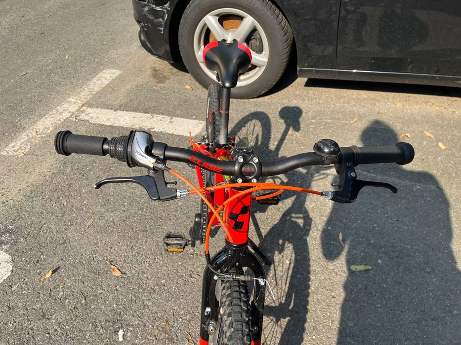 Vând bicicleta Cube in stare foarte buna