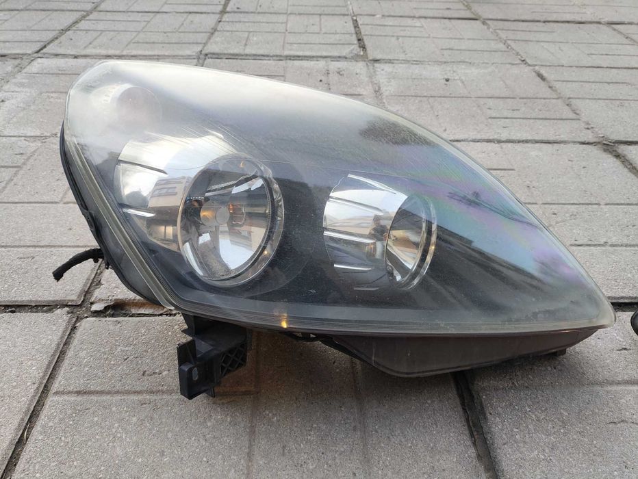 Фарове Opel Zafira B оригинални